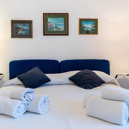 Stefania Flat - Amalfi Center Apartman Kültér fotó